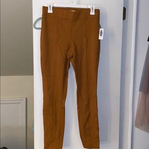 Old navy mustard Stevie legging size medium
